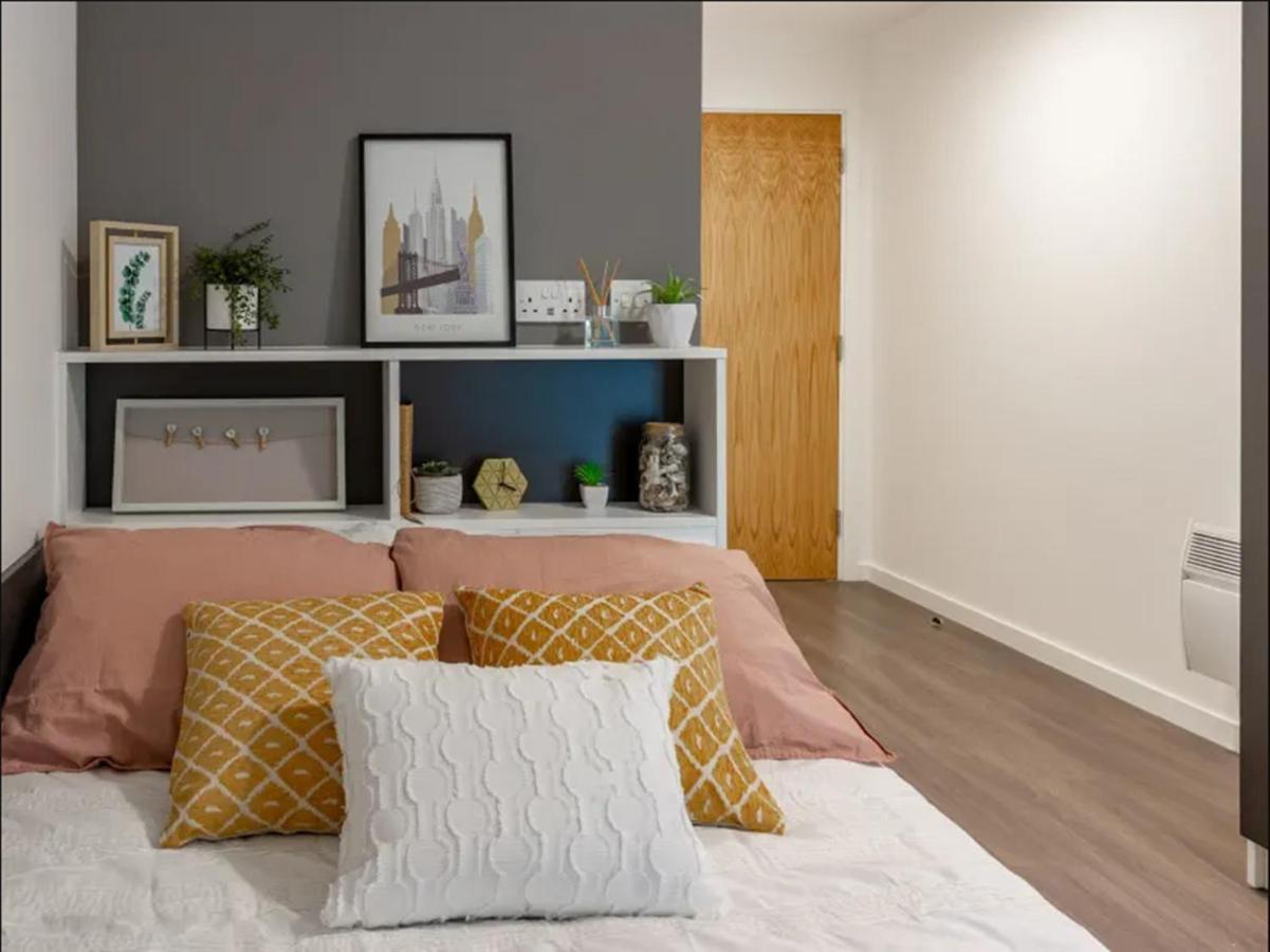 Modern Rooms In Wembley, Sk Londra Exterior foto
